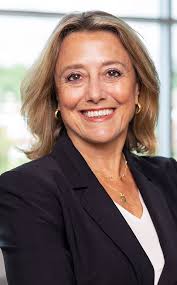 Sherri Bishop's Instagram, Twitter & Facebook