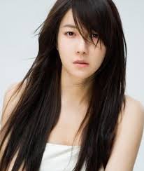 Her first role was in the legend as sujini, a lover of damdeok, the king (bae yong jun). ì´ì§€ì•„ ë‚˜ì´ ì‹¤ë¬¼í›„ê¸° ì§'ì•ˆ Newszeen