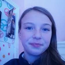 Felicity Erickson (@feliann918)