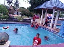 Looking for klebang beach resort melaka? Resort In Melaka With Swimming Pool Vacation Drove Cari Homestay