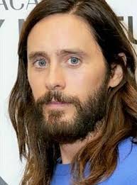 This next song is only dedicated to beautiful people here tonight. It means  all of you, thank you for coming along, and making this a great occasion.”  (Freddie Mercury, Live Aid) 🎸♥️🌹 |