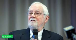 Một giám mục của Hội giám lý tổ chức lễ cưới đồng tính cho con trai