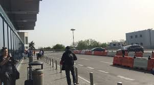 Rezervare de hotel, închiriere auto, harta aeroporurilor. Taxi Urile Cu AutorizaÈ›ie Revin Pe Aeroportul Otopeni Indiferent De Capacitatea Portbagajului T2t Ro