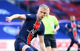 Cerca nel più grande indice di testi integrali mai esistito. Bayer Leverkusen Verpflichtet Mitchel Bakker Von Psg Stern De