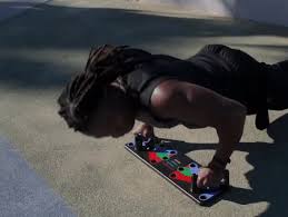 9-IN-1 MULTIFUNCTION PUSH-UP BOARD