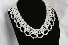 Pearl Collar Bib Necklace Vintage Scalloped Draped Faux Pearl Etsy Bib Style Necklace Pearls Vintage Necklace