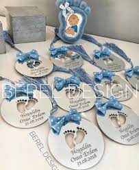 Personalized Gifts Baby Shower Favors Baby Feet Magnet Etsy Baby Shower Magnets Personalized Baby Gifts Baby Arrival Gifts