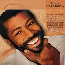 Fellini Smith's Instagram, Twitter & Facebook