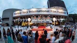 Konání akce a případná bezpečnostní opatření ověřujte prosím přímo u pořadatele. Filmovy Festival V Karlovych Varech Bude Nove Sponzorovan Plzenskym Prazdrojem Penize Posle Take Internetovy Prodejce Mall Hospodarske Noviny Hn Cz