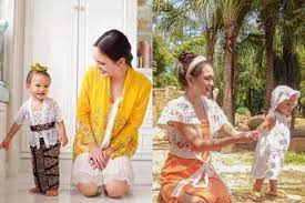 Shandy aulia pernah mengupload foto yang dianggap vulgar dan mengundang komentar negative warganet. Xzun Oiohb2l M