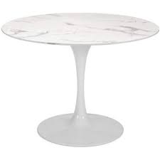 Made of metal, it's sleek, stylish, and half the price of most other versions and works well as an accent table or anchoring a mini dining nook. Plata Import Leo Dining Table With Tulip Base 32 In Marble Z 232 36 Rona