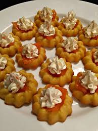 Petits Bidules Au Saumon Gourmandises Et Claire Recette Apero Dinatoire Recette Apero Facile Recette Gastronomique
