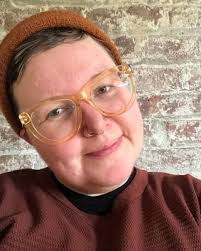 Lana Hurst's Instagram, Twitter & Facebook