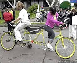 Double Gear Bike Siam Bicicle Twins Funny Joke Pics Bicycle Bicycle Humor Tandem Bike