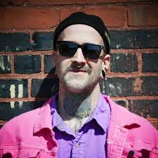 where are all the cuties who simp over musician girls? I'm ready to find a  husband 🤣 femalemusician