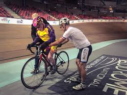 Robert marchand is on facebook. Ekoi Robert Marchand Le Jeune Cycliste De 107 Ans A Facebook
