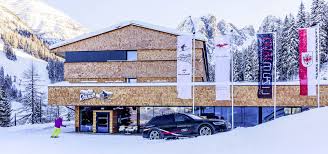 Head to sights like birgitzkoepfl lift as you discover the local area in axamer lizum. Ski Holidays Ski Instructor Training In The Axamer Lizum Innsbruck Inquire Here Lizum 1600