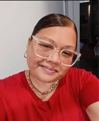 Brenda Luz's Instagram, Twitter & Facebook