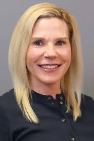 Lana Hendricks's Instagram, Twitter & Facebook