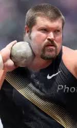 Cantwell Dominating the Shot Put