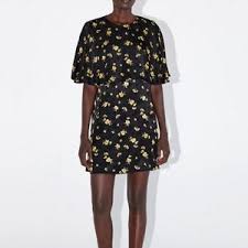 Kate middleton wowed in a green floral zara dress to select the final images of lockdown photography project hold still. Best 25 Deals For Black Zara Floral Dress Poshmark