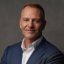 A $1 million theft is not what any spirits business wants to deal with, but  hats off to Santo Spirits President Dan Butkus for handling such a blow  right before the holidays: |