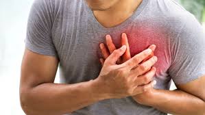 7) sakit kepala, sakit kepala pada gejala awal penyakit jantung bisanya sangat menyakitkan ini terjadi karena aliran darah ke otak terganggu dan tidak normal. Inilah Tanda Sebulan Sebelum Serangan Jantung