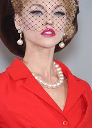 Essie Bryan (graciebryan)