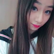 Daniela Zheng's Instagram, Twitter & Facebook