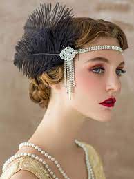 Eine wasserwelle ist auch fur kurze haare geeignet wasserwelle. Die 20er Jahre Frisur Kehrt 2020 Zuruck Styling Tipps Und Anleitungen Wohnideen Und Dekoration