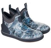 Habit Waterproof Non-Marking Slip-Resistant 7” Deck Boot