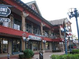 Osage Beach Premium Outlets Osage Beach Mo Kid Friendly Activi Trekaroo Osage Beach Osage Beach Missouri Lake Condos