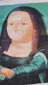 Mona Lisa Vs Big Painting