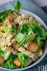 Foodporn Caesar Pasta Salat Nudelsalat Mal Anders Rezept Pasta Salat Salat Gutes Essen