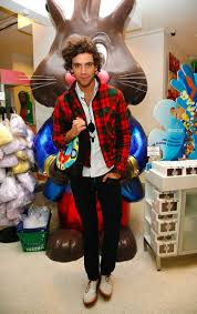 Mika Photos Photos Mika Joins Contest Winners For A Shopping Rampage At Dylan S Candy Bar Mika Dylan Dylan S Candy