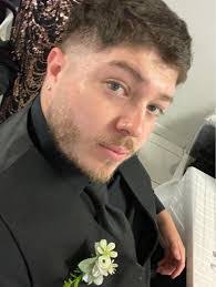 Marc Loomis's Instagram, Twitter & Facebook