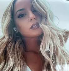 Jessica Bamburg's Instagram, Twitter & Facebook