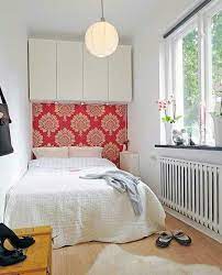 A great way to organize all their toys and. Small Bedroom Idea Use Hanging Cabinet Instead Of Closet For Bigger Space Decoracao Apartamento Pequeno Decoracao Quarto Pequeno Quarto Casal Pequeno