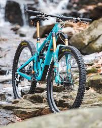 Another Gorgeous Yeti Sb130 With M630 S M7 Bar And Stem Ready To Rip Photo And Build Bicycle Workshop Owner Timwarchol Iride Fahrrad Fahren Fahrrad Fahren