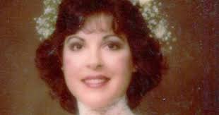 Obituary of Laura Ponte-Davis