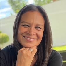 Cheryl Neubauer's Instagram, Twitter & Facebook