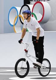 遂に、もうすぐですね!注目のオリンピック bmxフリースタイル競技は7/31 と 8/1 の2日間の開催予定。楽しみですね。bmxフリースタイル がどんどん盛り上がって行きそうですね!#オリンピック#bmxフリースタイル#パーク#フラットランド 4jdjxpuez1 Umm