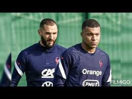 ¿cómo encaja en la #francia campeona del. Kylian Mbappe And Karim Benzema Training 2nd Day France National Team Youtube