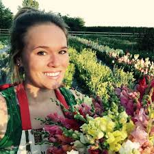 Tracey Rae (@traceyrae_farmerflorist) • Instagram photos and videos