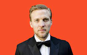 Tobias santelmann is a norwegian actor who was born in freiburg, germany. Tobias Santelmann Bio Wiki Net Worth Dating Married Wife Age