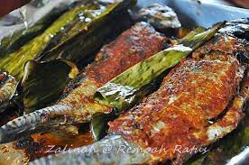 Open order ikan bakar berempah setiap hari untuk juadah berbuka. Resepi Ikan Cencaru