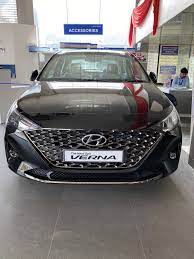 Hyundai Verna Sx O 2020 16 Lakh Real Life Review Hyundai Black Car New Hyundai