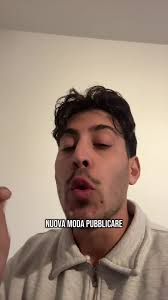 Avra Una Faccia Nuova