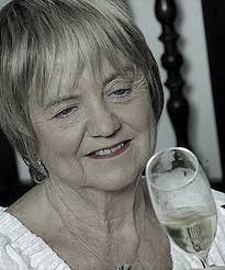 Premio y homenaje a María Isabel Mijares (La Dama del vino)