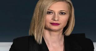 Στα σοκαριστικά σχόλια της ραχήλ μακρή κατά του δημοσιογράφου νίκου ζαχαριάδη λίγο μετά τον θάνατό του, απάντησε ο συγγραφέας πέτρος τατσόπουλος. Ntroph H Raxhl Makrh Panhgyrizei Gia Ton 8anato Toy Nikoy Zaxariadh Madata Gr